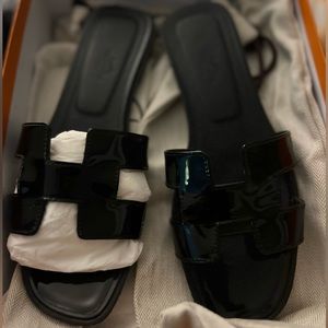 Authentic Hermes Oran sandal